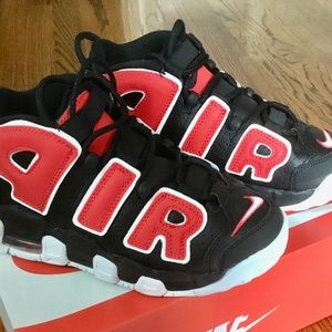 Nike Air More Uptempo